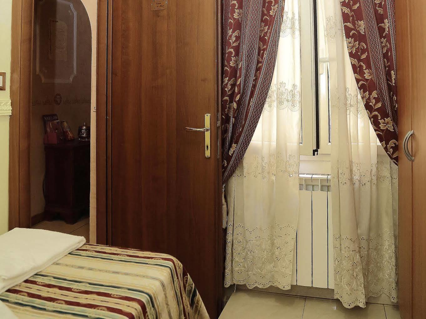 Hotel Sol Levante Рим Екстер'єр фото